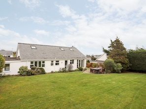 Exterior - The Palms (Pwllheli)