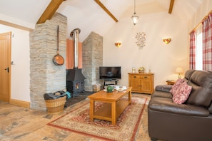 Living area - Gwaun Cottage (Cardigan)