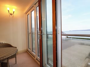 Interior - Blue Horizon (Port Isaac)