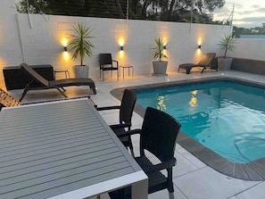 Apartment, 2 Bedrooms, Smoking, Balcony | Pool - Oceanfront Apartment in Cape Town With Stunning Views (Cape Town)