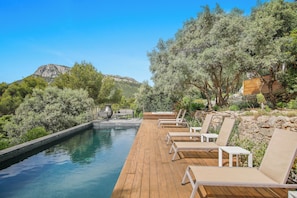Outdoor pool, a heated pool - Villa VESPERA for 10 persons with unobstructed view heated salt pool (Solliès-Ville)