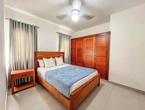 2 bedrooms, WiFi, bed sheets