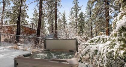 Bear Mountain Chalet w views Hot Tub