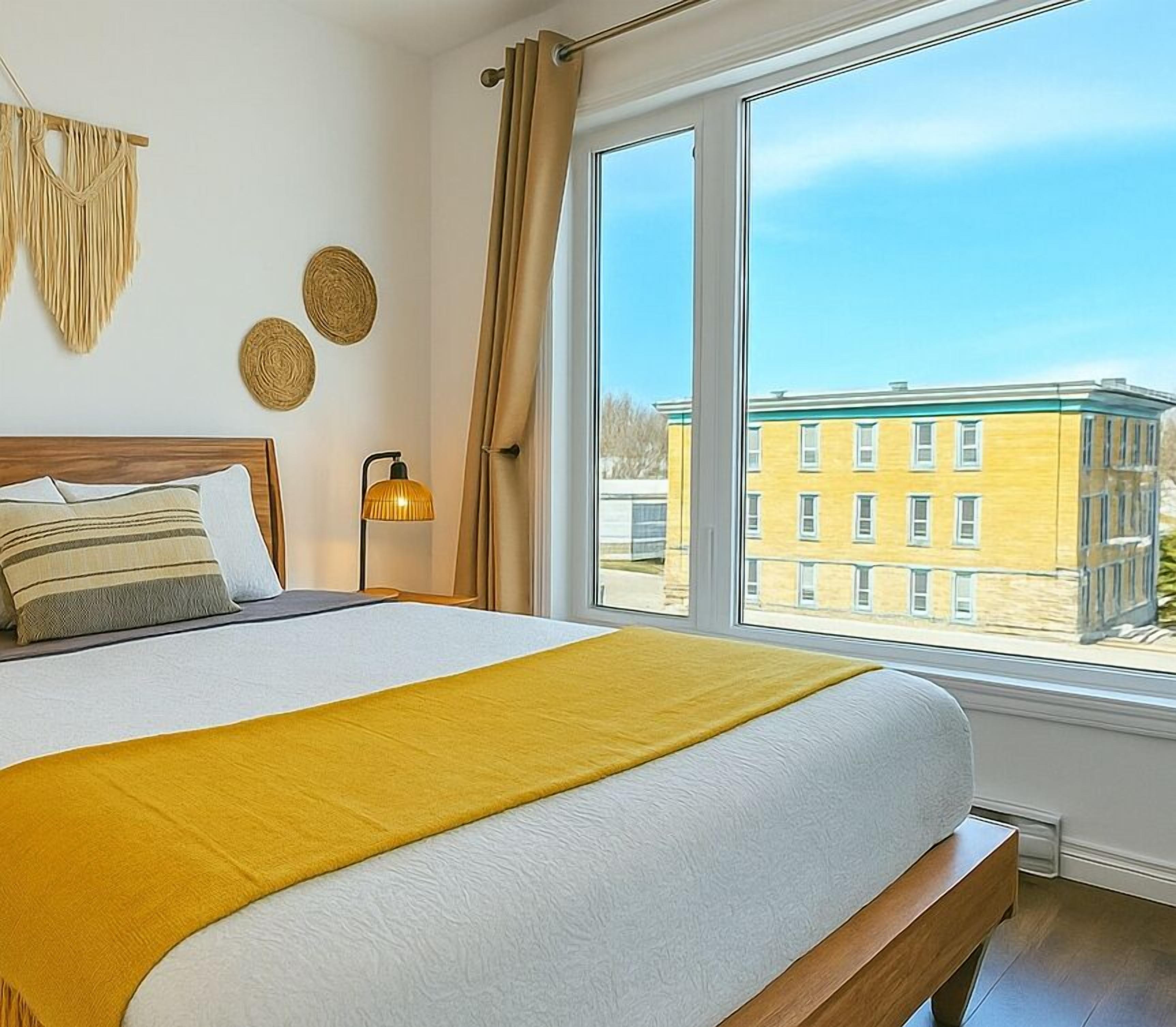 1 chambre, fer et planche à repasser, lit parapluie, Wi-Fi