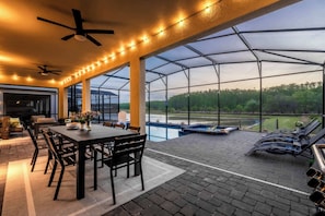 Dining - Luxury 9BR Gem: Heated Pool, Theater & Theme Rooms (Kissimmee)