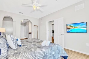 3 chambres, fer et planche à repasser, Wi-Fi, draps fournis
