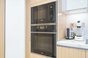 Fridge, microwave, stovetop, toaster