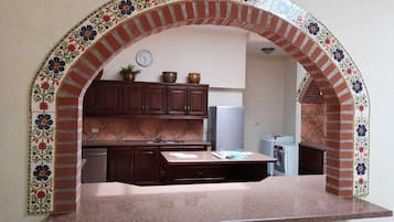 Rumah Keluarga, 4 kamar tidur | Dapur pribadi | Lemari es, kompor, dan peralatan masak/sendok-piring