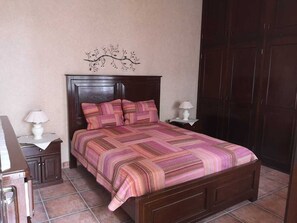 4 habitaciones y wifi gratis 