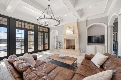 The Villa De Saye: Sleeps 20 | Luxe Pool & Hot Tub