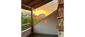 Spacious 5-bedroom house in calm neighborhood - Denizli