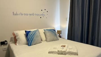 1 quarto, roupas de cama premium, camas com colchões pillow-top