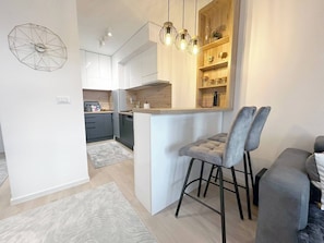 Apartemen, 1 kamar tidur, akses difabel, pemandangan gunung | Ruang makan