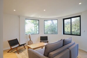 Interior - Luxurious waterfront 7-bedroom villa in enchanting Saint-Raphaël (Saint-Raphaël)