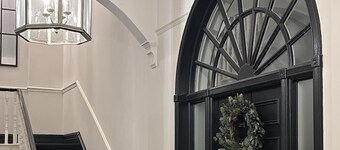 Full Apartment With Secure Parking Great Views