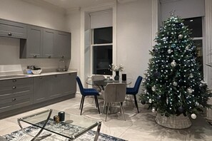 Dining - Full Apartment With Secure Parking Great Views (Preston)