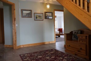 Interior - Mount Brandon Haven (Feohanagh)