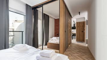 Apartment, Balcony | 1 bedroom, iron/ironing board, free WiFi