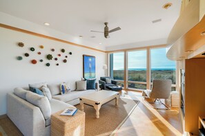 Smart TV, fireplace, offices