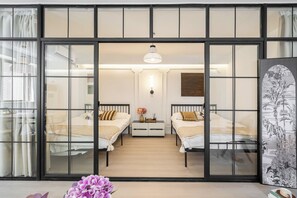 Penthouse City - utsikt mot staden | Gratis wi-fi och sängkläder
