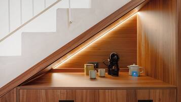 Comfort Duplex, 2 Bedrooms, Non Smoking | Coffee and/or coffee maker