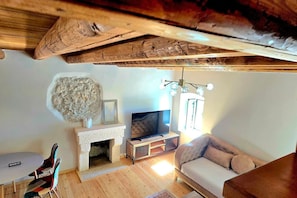Smart TV, fireplace - Vista Del Mar Mansion (Himare)