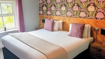 Chambre Double Supérieure, 1 très grand lit, vue fleuve