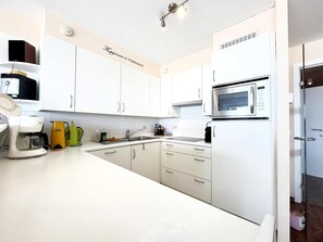 Departamento | Cocina privada | Periquera 