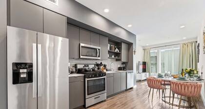 Serenity 2BD Haven in HollywoodFree Parking & Pool