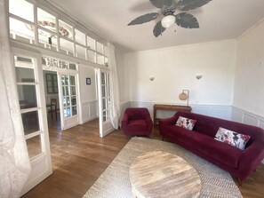 Living area - Résidence les trois jardins (Sarlat-la-Canéda)