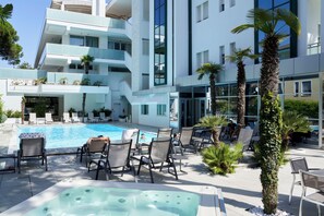 Outdoor pool - Hotel Sorriso (Milano Marittima)