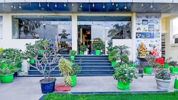 House | Reception