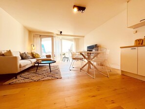 Apartment | Living room - Apartment in Wenduine Near Zeedijk Beach (De Haan)