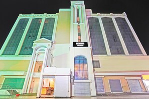 A multi-story building with a prominent sign reading "PALETTE." - Premium Luxury Stays at Gomti Nagar, Lucknow (Lucknow)