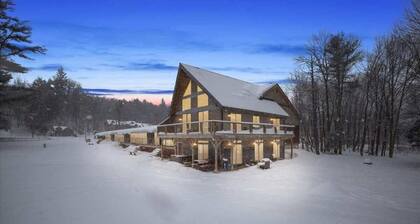 Griffin Chalet 2 about a mile to Stowe Resort