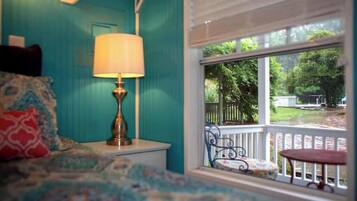 1 bedroom, iron/ironing board, WiFi