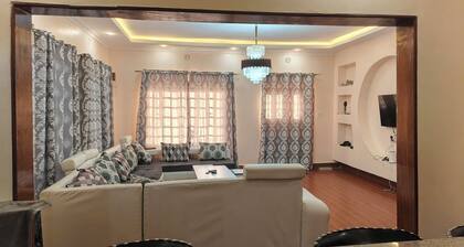 Lovely 4-bedroom bungalow with,water,WiFi,ample parking space,in Nakuru County
