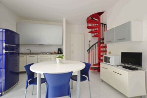 Interior - Holiday apartment with air conditioning, balcony and pool (Lignano Sabbiadoro)