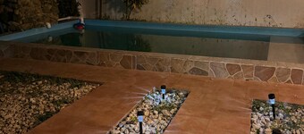 IDEAL HOUSE TO REST, SWIMMING POOL, BBQ, WIFI, FULL AIRE