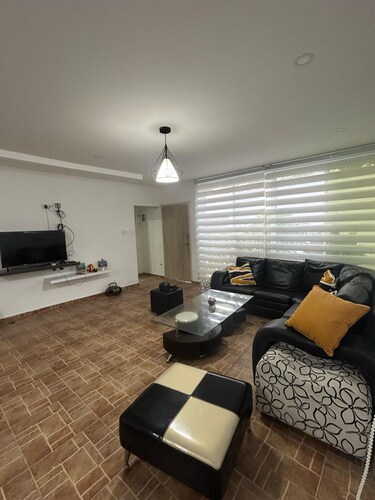THE PERFECT HOUSE FOR RELAXING, WITH A SWIMMING POOL, GRILL, WIFI, AND FULL AIR CONDITIONING