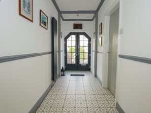 Interior - Bryn-y-glyn (Llandudno)