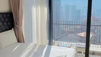 1 bedroom, Egyptian cotton sheets, premium bedding, Select Comfort beds