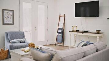 Smart TV, books