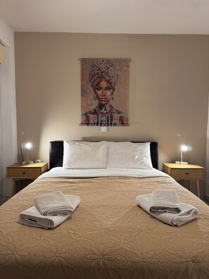 2 bedrooms, iron/ironing board, WiFi, bed sheets