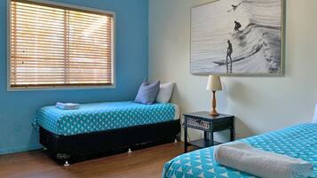 7 makuuhuonetta, ilmainen Wi-Fi, vuodevaatteet