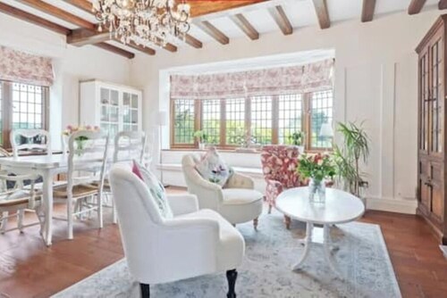 Retreat to a stunning Country Estate in Essex