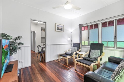 Perfect for retired folk, Fisherman & Small families