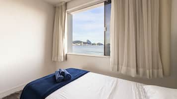 3 camere, una scrivania, ferro/asse da stiro, Wi-Fi gratuito