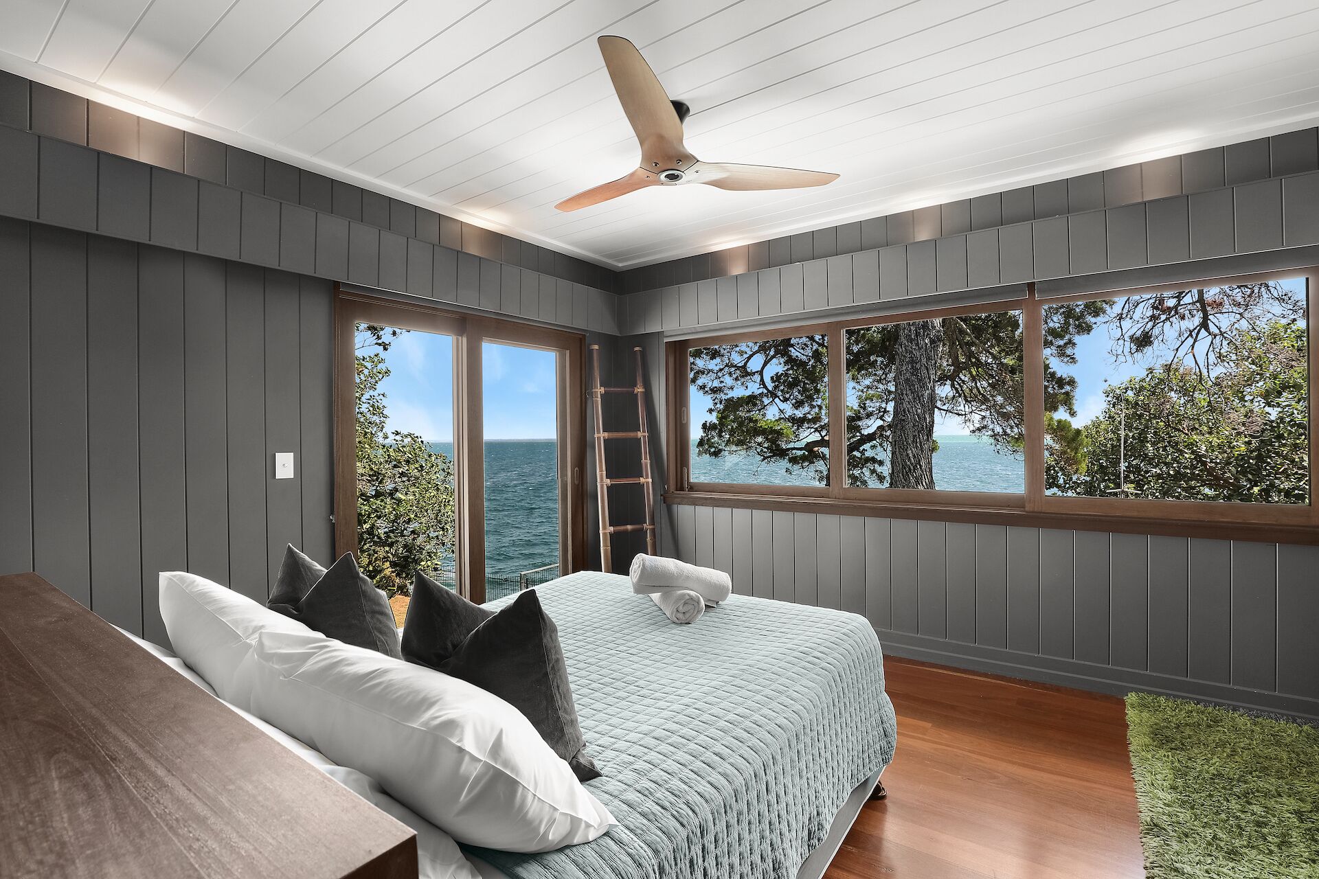 3 chambres, fer et planche à repasser, Wi-Fi gratuit, draps fournis