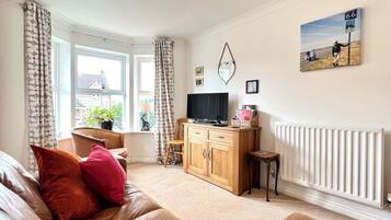 Cottage | Living area
